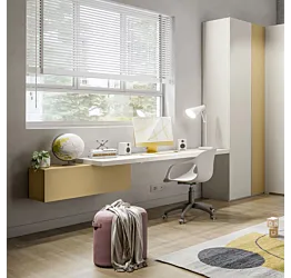 scrivania nebbia e gialla