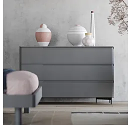 comò piombo laccato