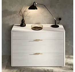 comò con maniglie ottone