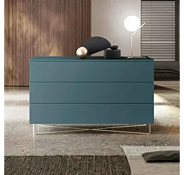 comò blu laccato