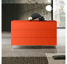 comò laccato arancione