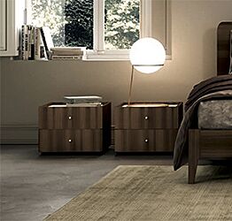 Coppia di comodini 2 cassetti in finitura Eucalipto