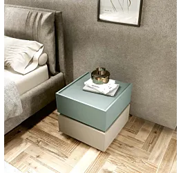 comodini con cassetti sovrapposti