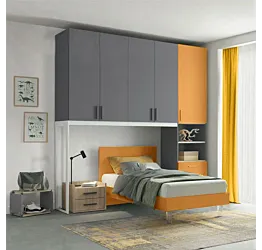 armadio a ponte grigio e miele