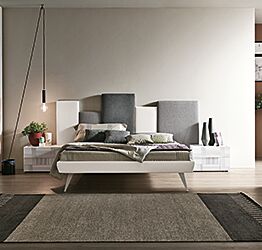 Letto matrimoniale di design, testata imbottita con testata imbottita e piedini