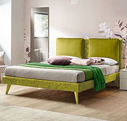 Letto matrimoniale King size Leila con cuscini in testata, finitura Muschio e Felce