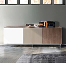 Credenza Moderna, Madia di Design con piedini in vetro, 3 ante, Noce, Bianco e fango