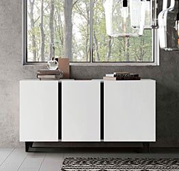 Madia 3 ante con maniglia a gola, finitura Bianco Opaco