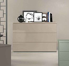 Comò moderno a 3 cassetti in finitura Orzo