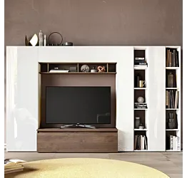 parete con librerie bianche