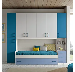 camera a ponte con divano letto