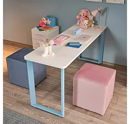 scrivania bianco luce