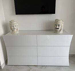 Moderno Comò 6 cassetti grande in finitura bianco laccato lucido, linea arco
