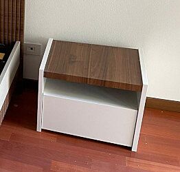 2 comodini finitura Bianco Opaco e Noce Dark, guide ammortizzate