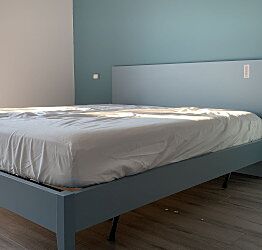 Moderno Letto matrimoniale in finitura Cadaques