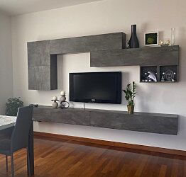 Soggiorno componibile con pensili e cubi, finitura Ossido