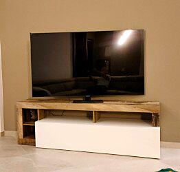 Pratico e funzionale Porta Tv moderno in finitura bianco laccato lucido e pero