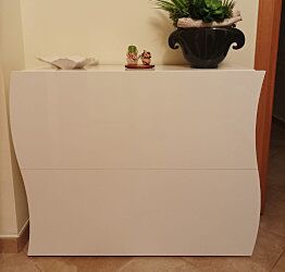 Scarpiera bianca laccata lucida di design, con 2 ante sagomate 