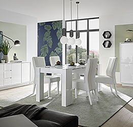 Soggiorno moderno composto da 2 madie e un tavolo in finitura bianco lucido 