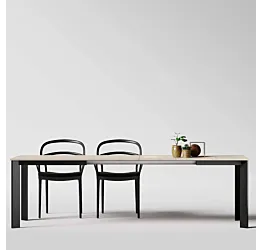 tavoli struttura nera