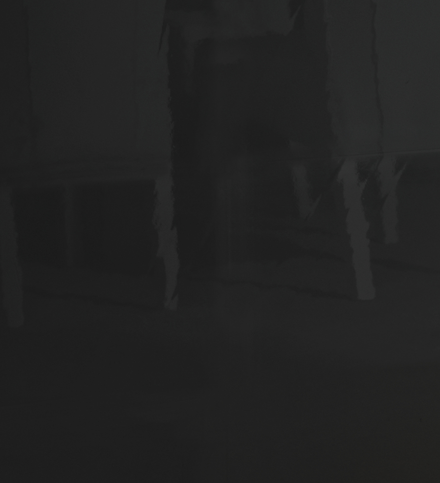 Tavolo moderno con allungo da 49 cm, finitura Nero Lucido