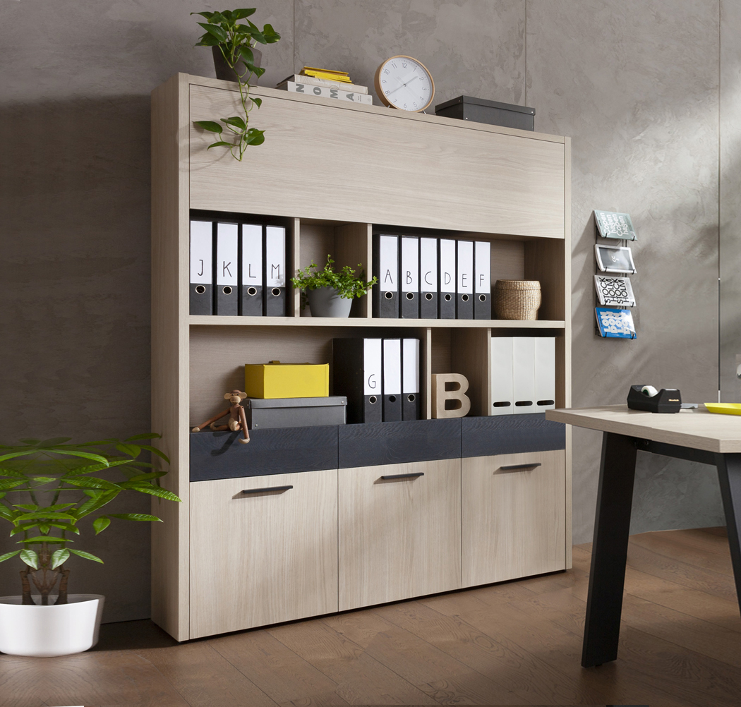 Libreria attrezzata Leonardo con ante e ripiani in finitura Rovere e Nero chalet 