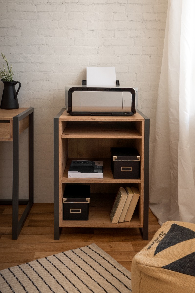 Libreria con vano a giorno multiuso in finitura rovere nodato e antracite