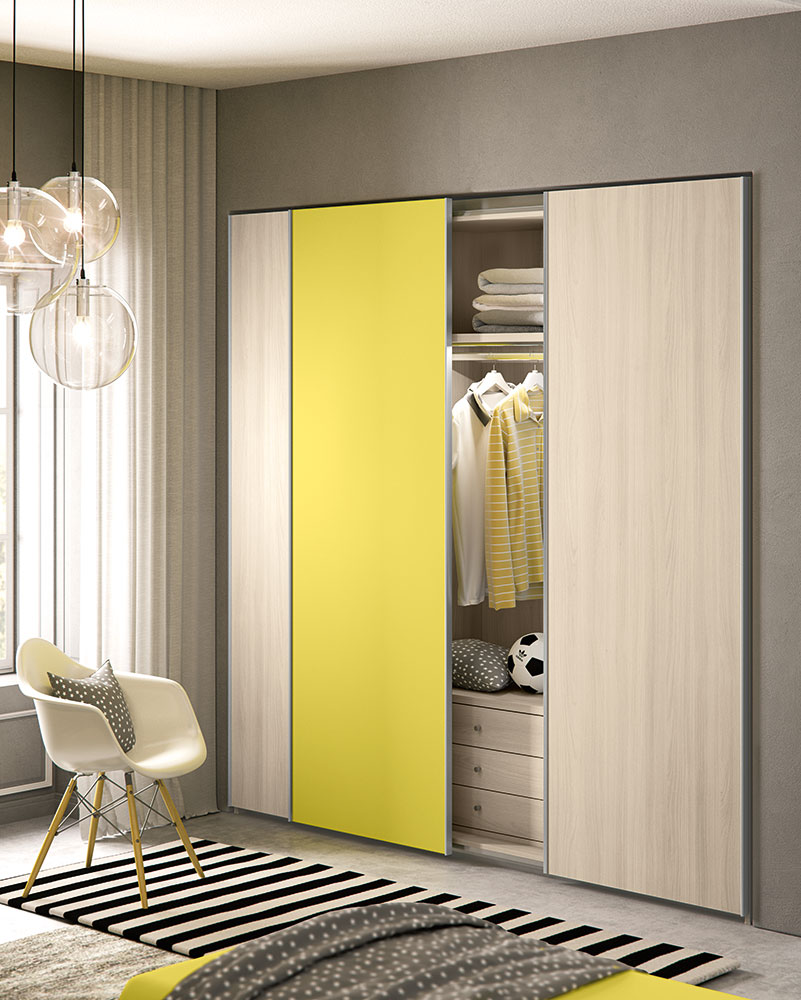 Armadio scorrevole a 3 ante in Olmo e Lime LACCATO
