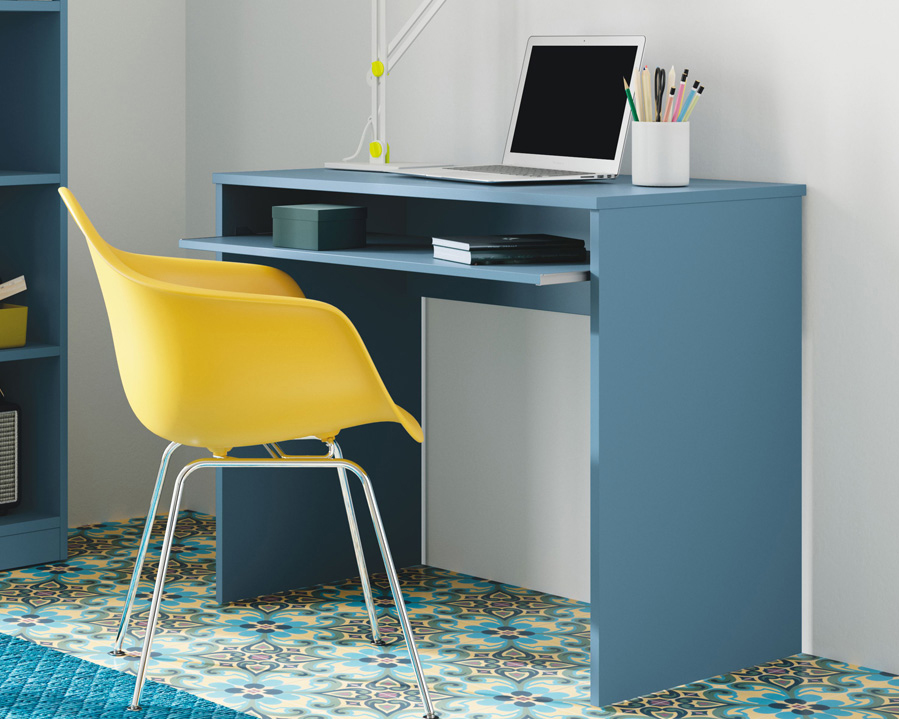 Scrivania moderna azzurra con ripiano estrabile
