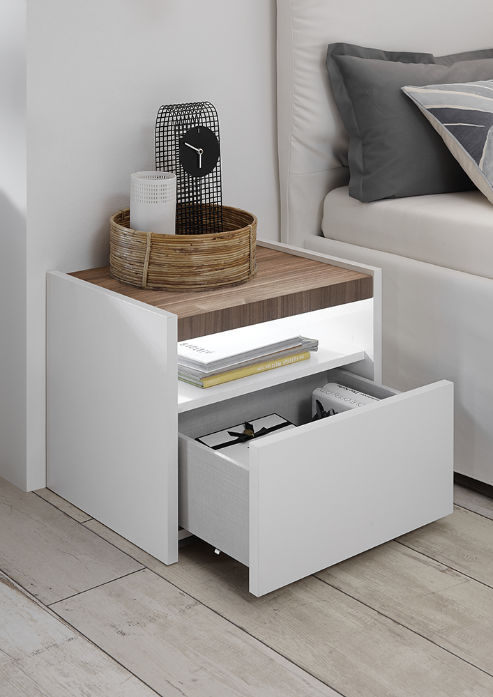 Coppia di comodini finitura Bianco Opaco e Noce Dark, guide ammortizzate