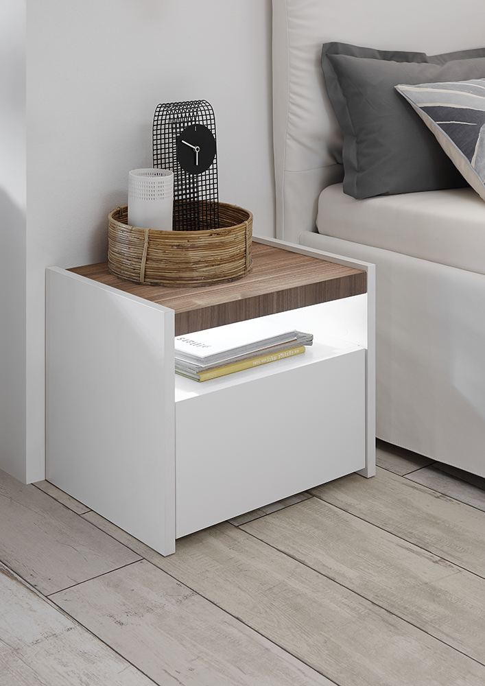 Set Comò, Settimino e 2 Comodini con guide ammortizzate in finitura bianco opaco e Noce Dark