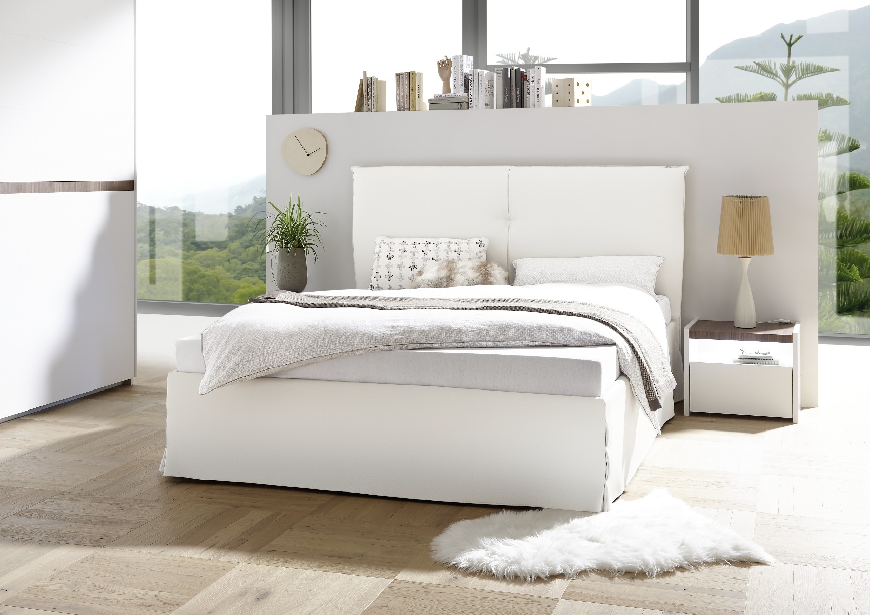 Camere matrimoniale Bianca Opaco e Noce Stelvio con letto ecopelle bianco e armadio H.248