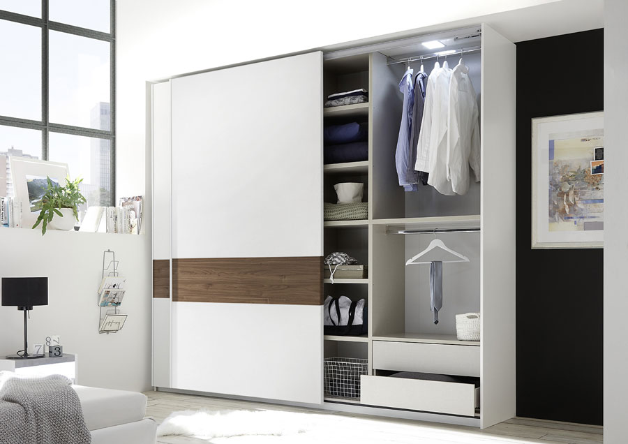 Maxi Armadio moderno con ante scorrevoli, Bianco Opaco con fascia Noce Dark