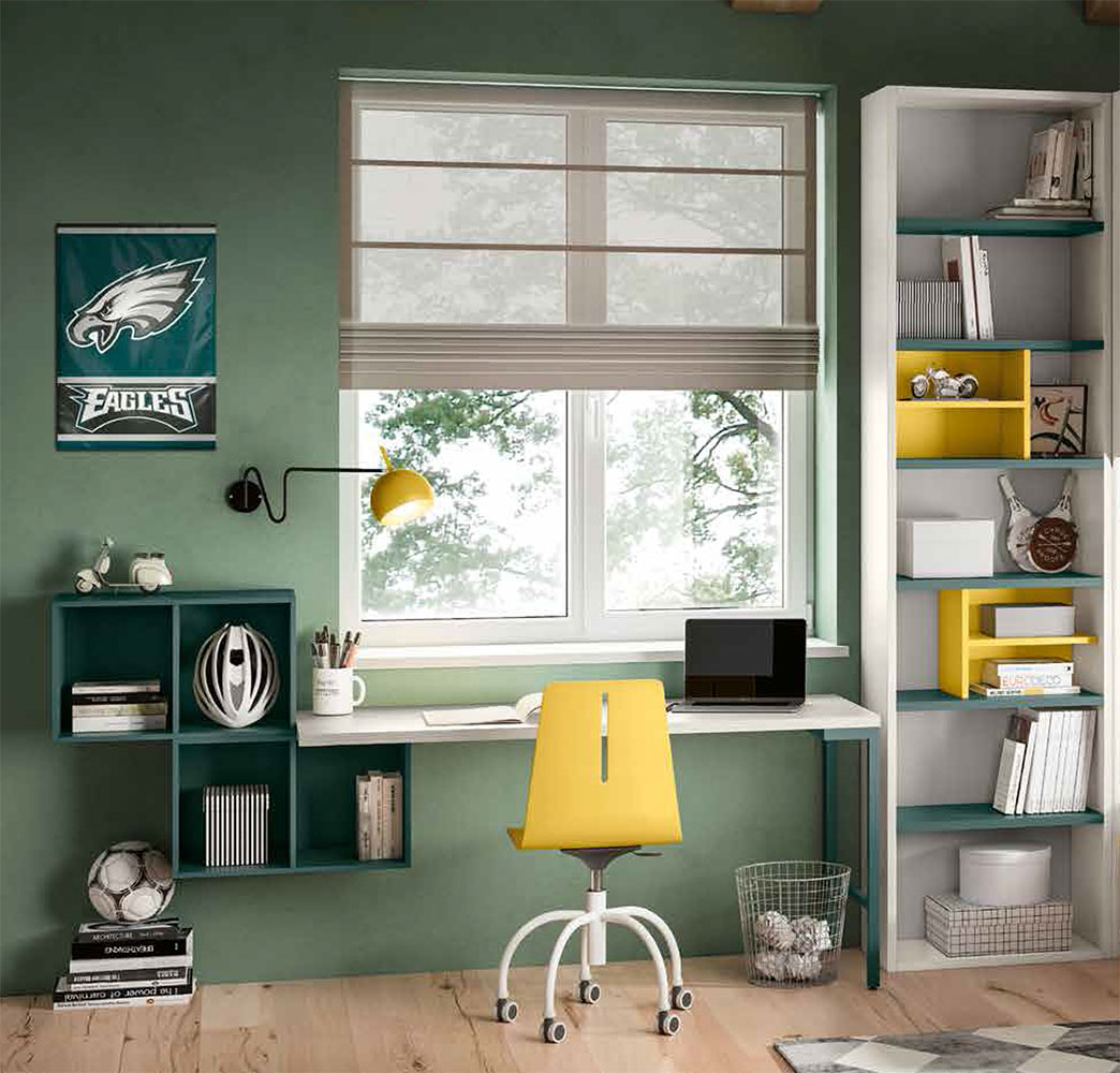 Zona studio moderna in finitura Bianco larice e Verde salvia