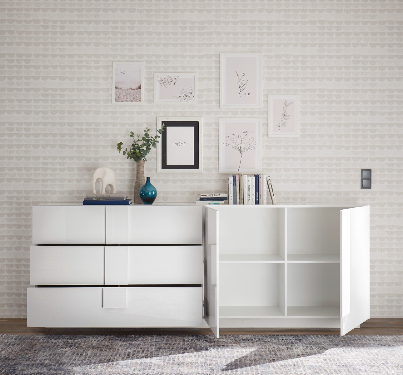 Credenza in offerta, 2 ante 3 cassetti in finitura Bianco laccato lucido