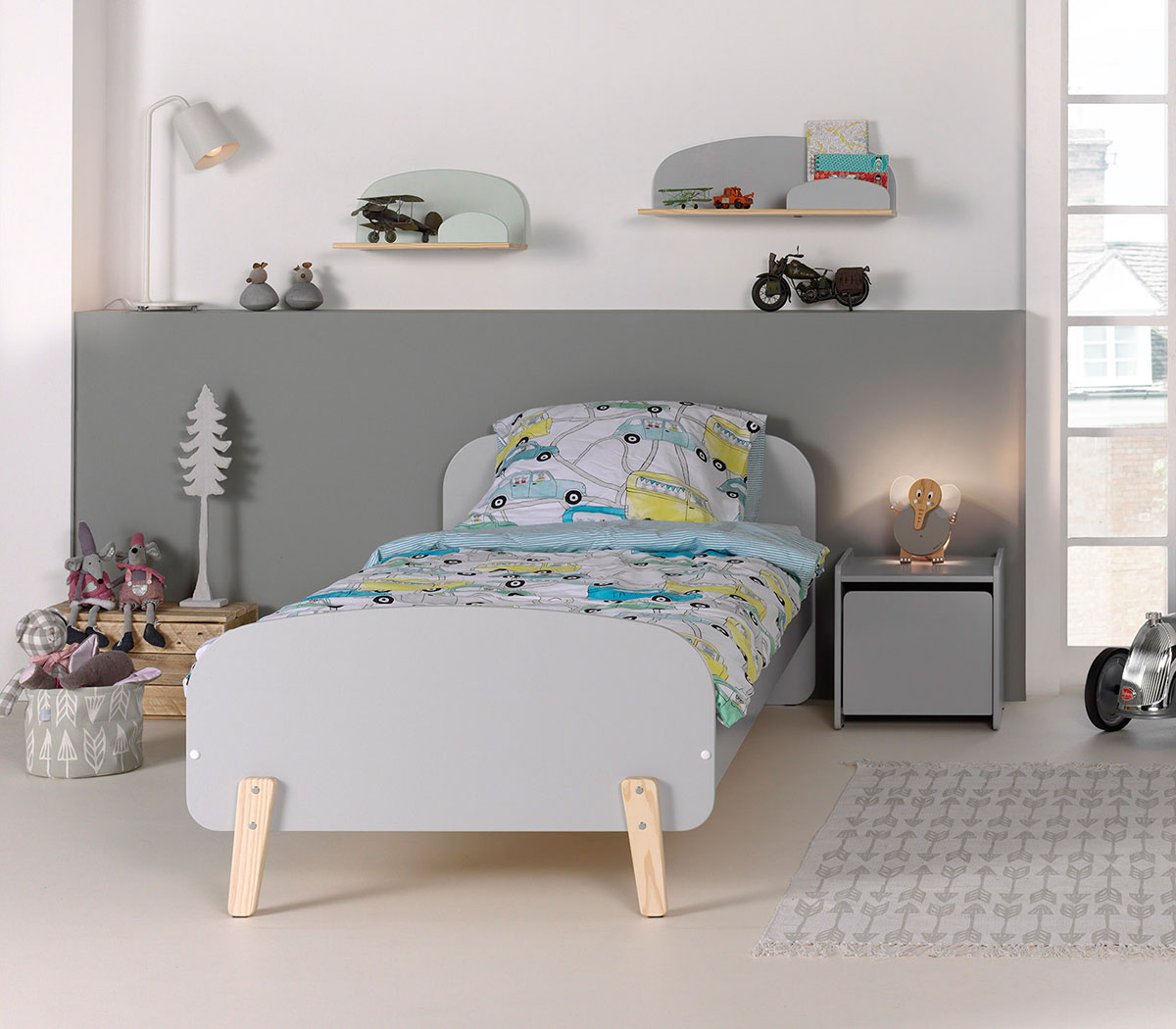 Lettino singolo stile nordico, disponibile in 4 colori