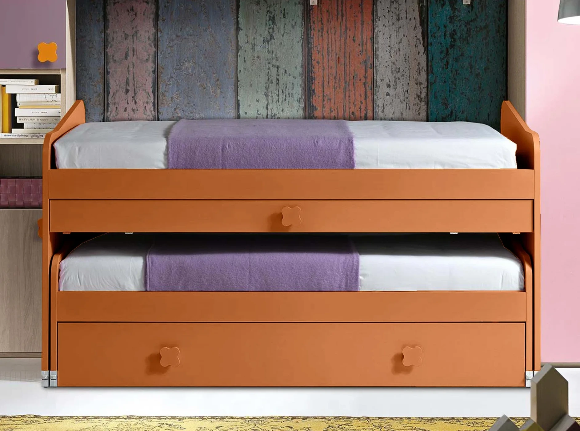 letto salvaspazio arancione