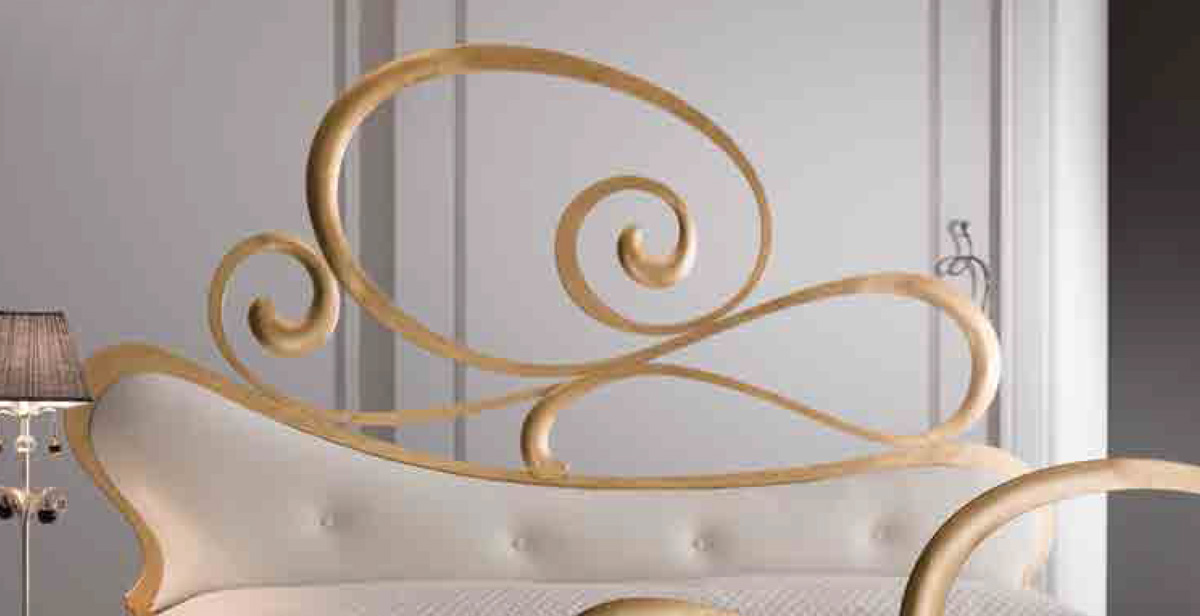 Letto matrimoniale in ferro, finitura Bianco Perla