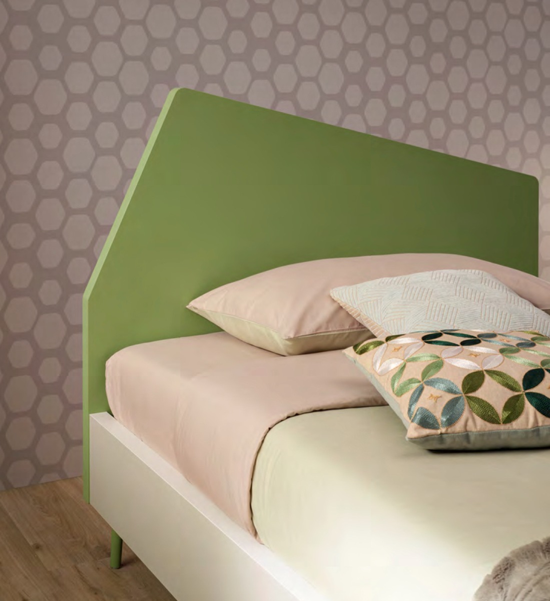 Letto ad una piazza e mezza Lionne Moretti Compact, Quarzo e Flora