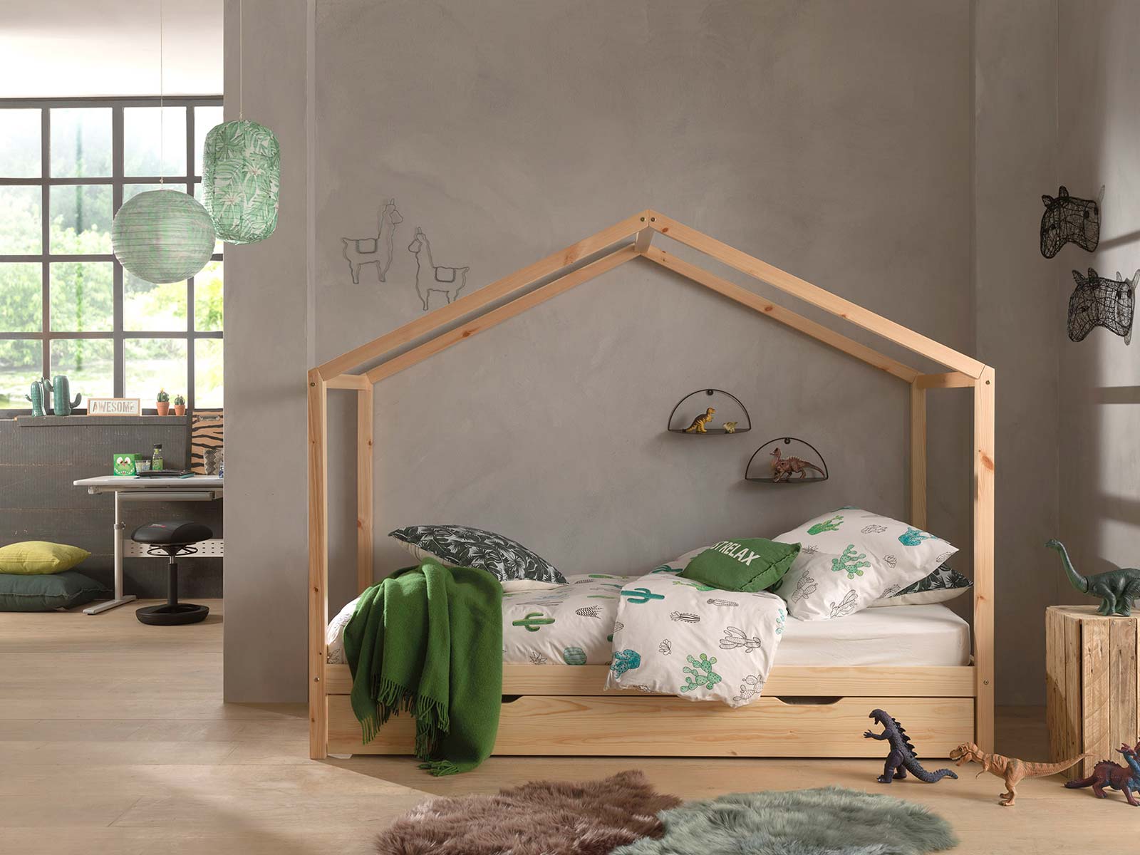 Letto singolo montessoriano casetta in pino massello, finitura naturale