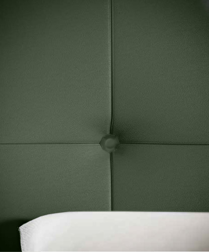 Letto con testata imbottita e giroletto in legno, Verde bosco e Noce biondo