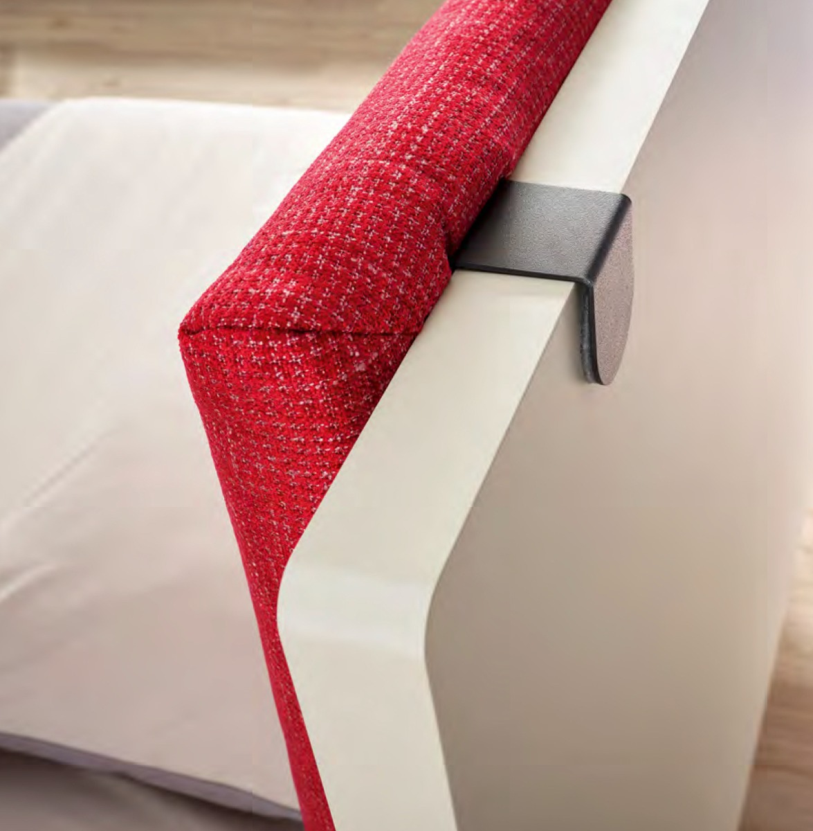 Letto 1 piazza e mezza Coral Moretti Compact, Quarzo con piedini Ciliegia