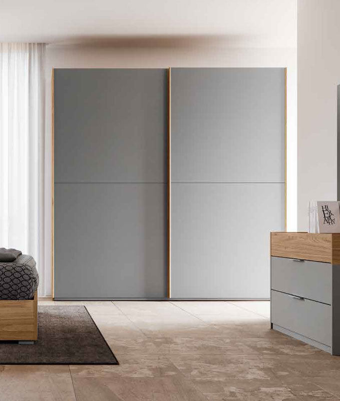 Armadio moderno 2 ante scorrevoli, finitura Grigio Argento e Noce Biondo