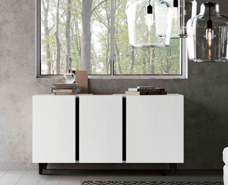 Madia 3 ante con maniglia a gola, finitura Bianco Opaco