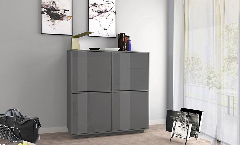 Madia moderna di design in finitura antracite laccato lucido con quattro ante