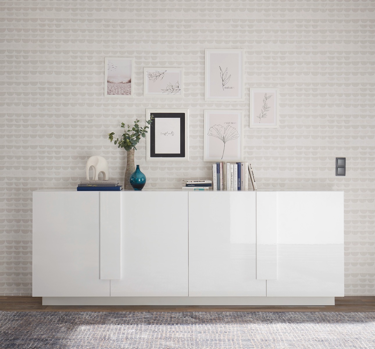 Credenza bianca laccata lucido, 4 ante 