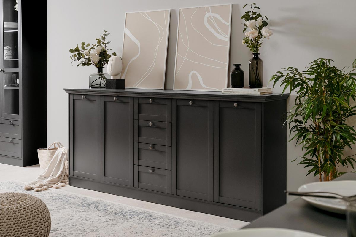 Sala completa in stile scandinavo in finitura grigio antracite 