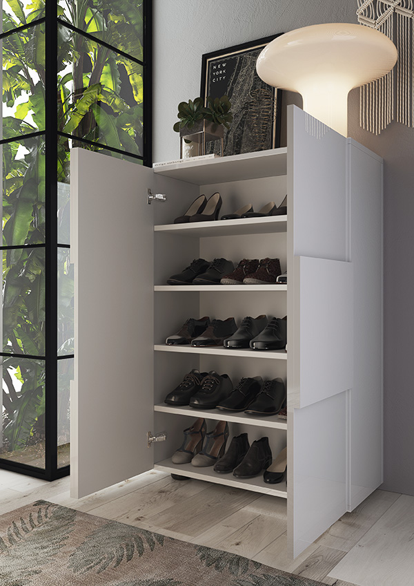 madia con ripiani interni bianca