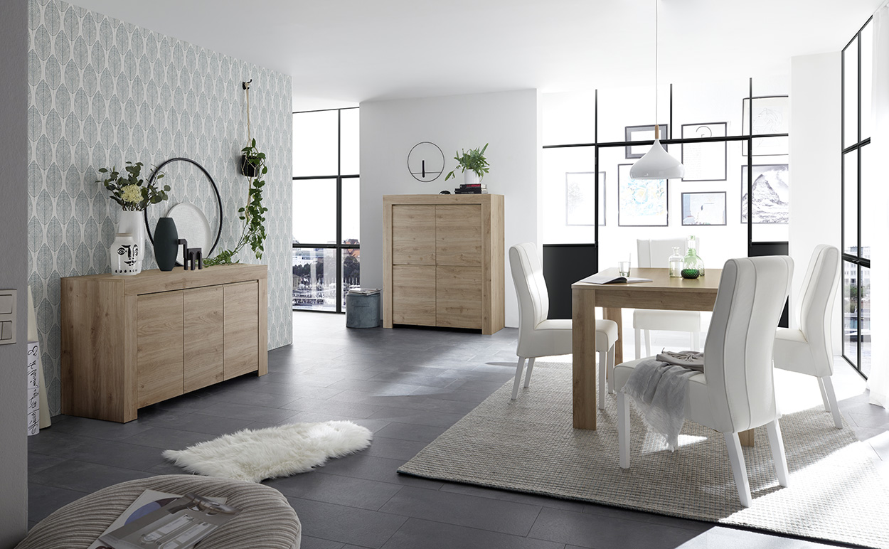 Sala di design composta da Madia alta, Madia 3 ante e Tavolo allungabile, finitura Rovere Cadiz