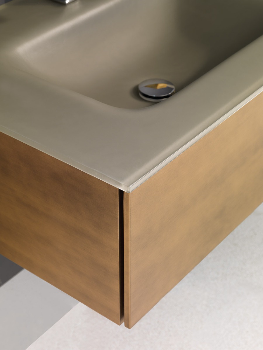 Mobile bagno con lavabo integrato con cassetto, finitura Bronzo anticato e satinato Terra